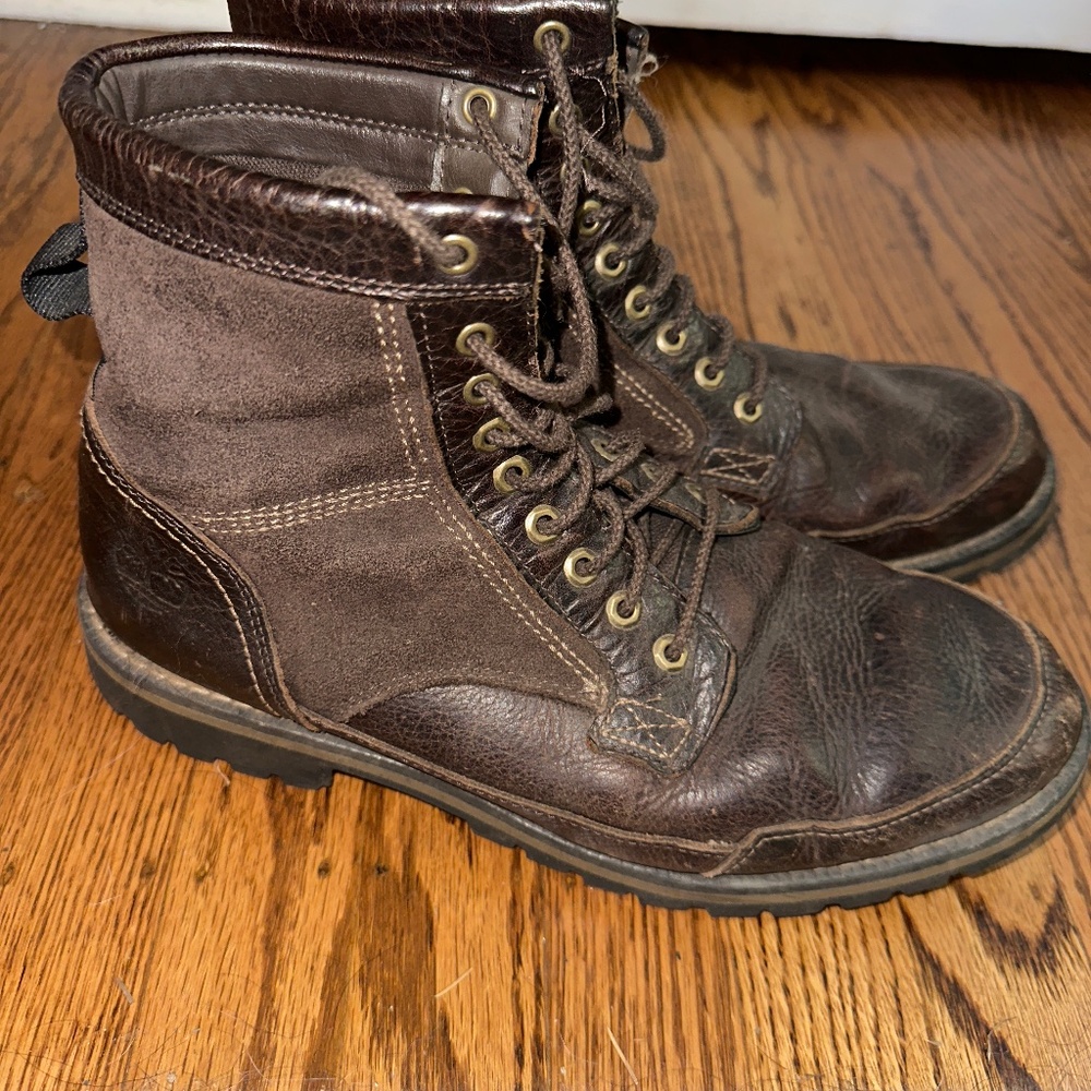 Used Timberland 6” Lace-up Earthkeeper Boots, Brown